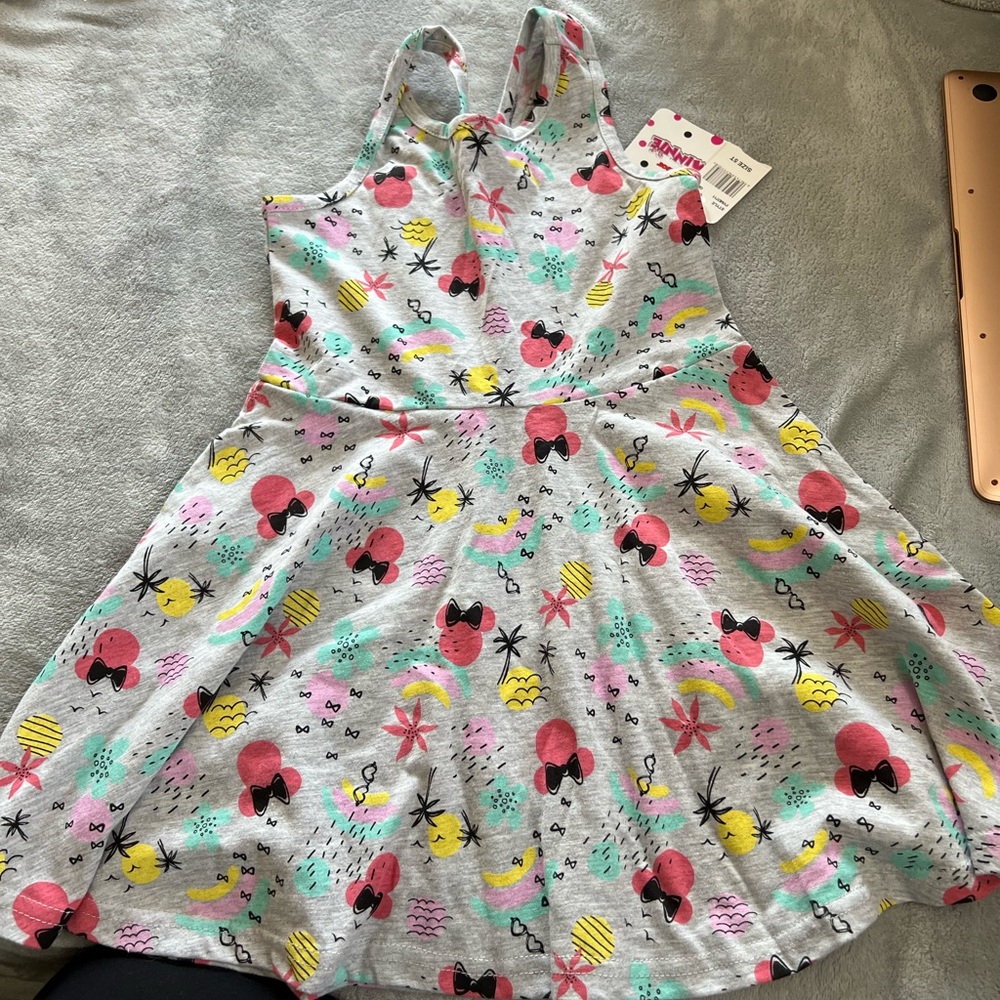 Girls dress